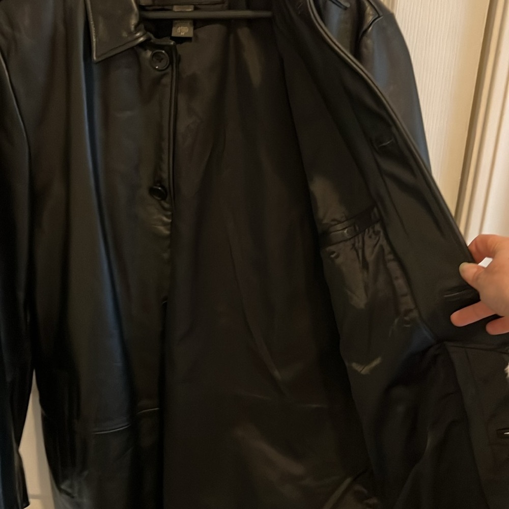 Men’s Banana Republic Black Button Down Leather Jacket - Picture 5 of 8